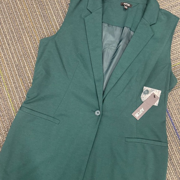 Apt 9 Sleeveless Knit Blazer Vest Career Office Professional Green Size 6 - Picture 1 of 9